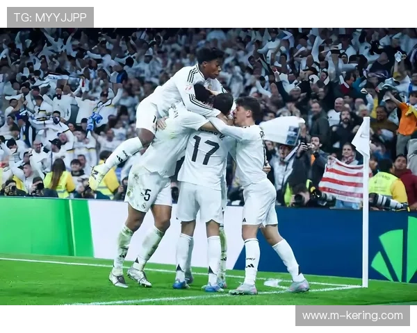 楚阿梅尼、卡马文加、巴尔韦德组成皇马中场铁三角,防守有序成体系核心 楚阿梅尼、卡马文加、巴尔韦德组成皇马中场铁三角,防守有序成体系核心